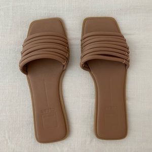 Dolce Vita NYX sandal